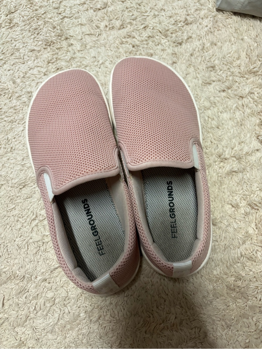 FEELGROUNDS Women's Slip-On Flats in Blush Pink